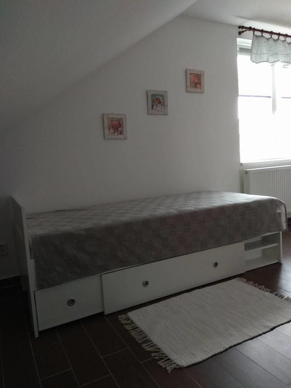 Apartmany Pod Lesem Bohutin  Luaran gambar